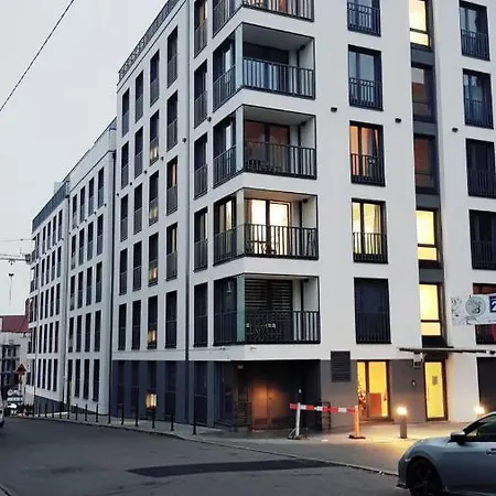 Two Towers Apartament דירה שצ'צ'ין